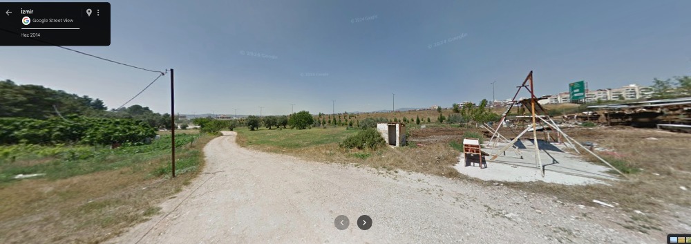 BUCA BATI OTOBAN GİRİŞ ÇIKIŞINA 450 MT CEPHELİ ARAZİ — Buca, İzmir